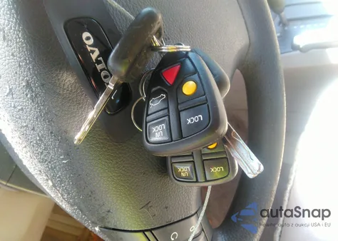 2001 Volvo S60 2.4 A/2.4 A Sr/2.4 M from USA, damaged, VIN YV1RS61R312074885